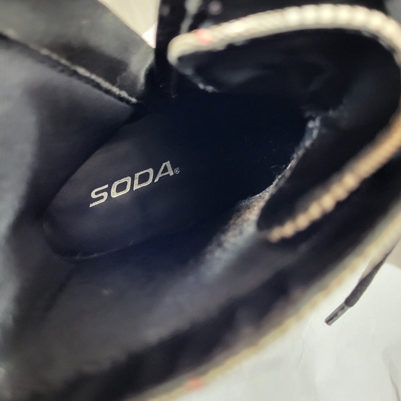 SODA chunky lace up boot - Picture 5 of 5